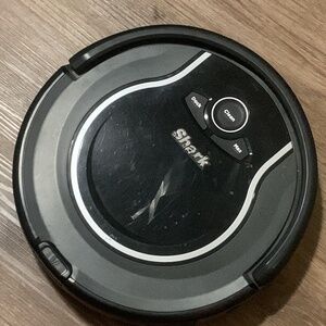 Shark Robotic Vacuum